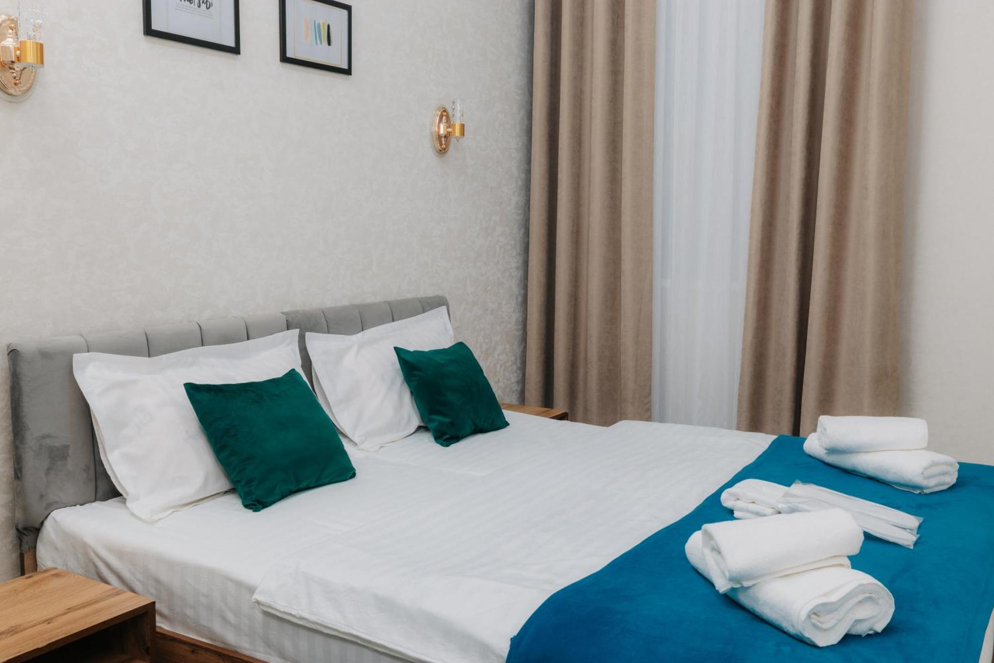 Resident Hotel Tashkent Exterior foto