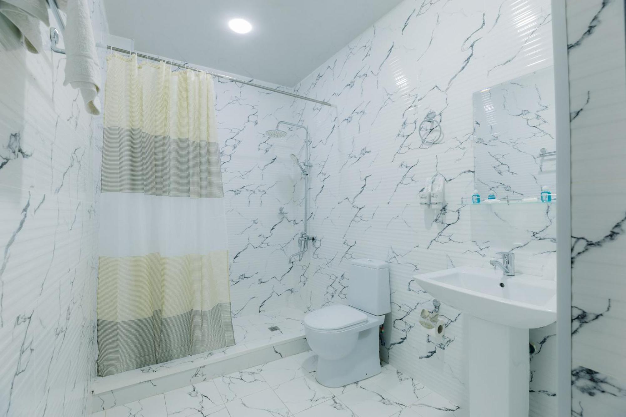 Resident Hotel Tashkent Exterior foto