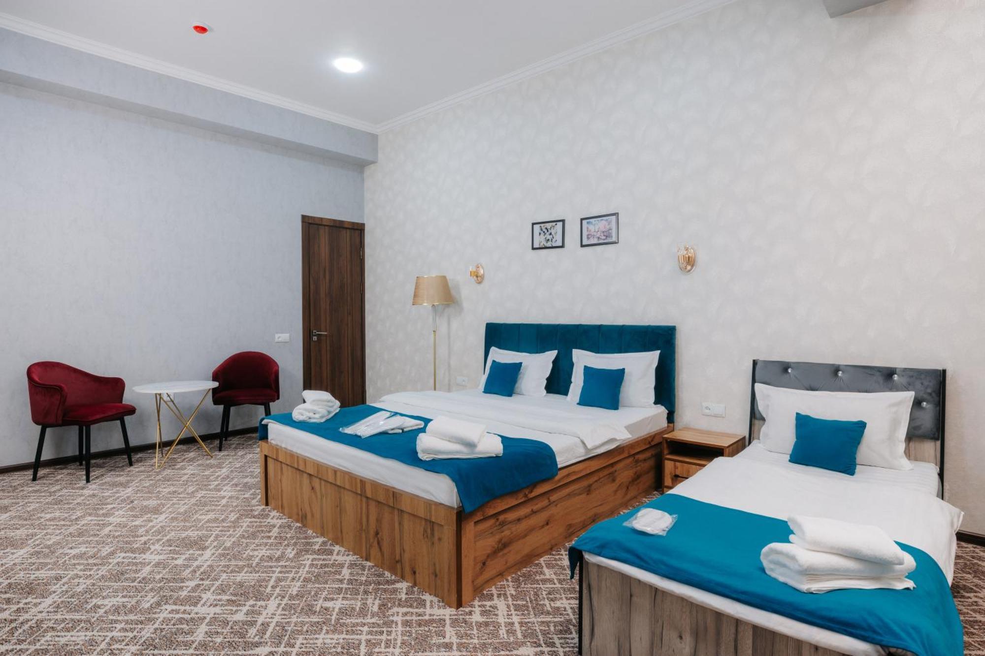 Resident Hotel Tashkent Exterior foto