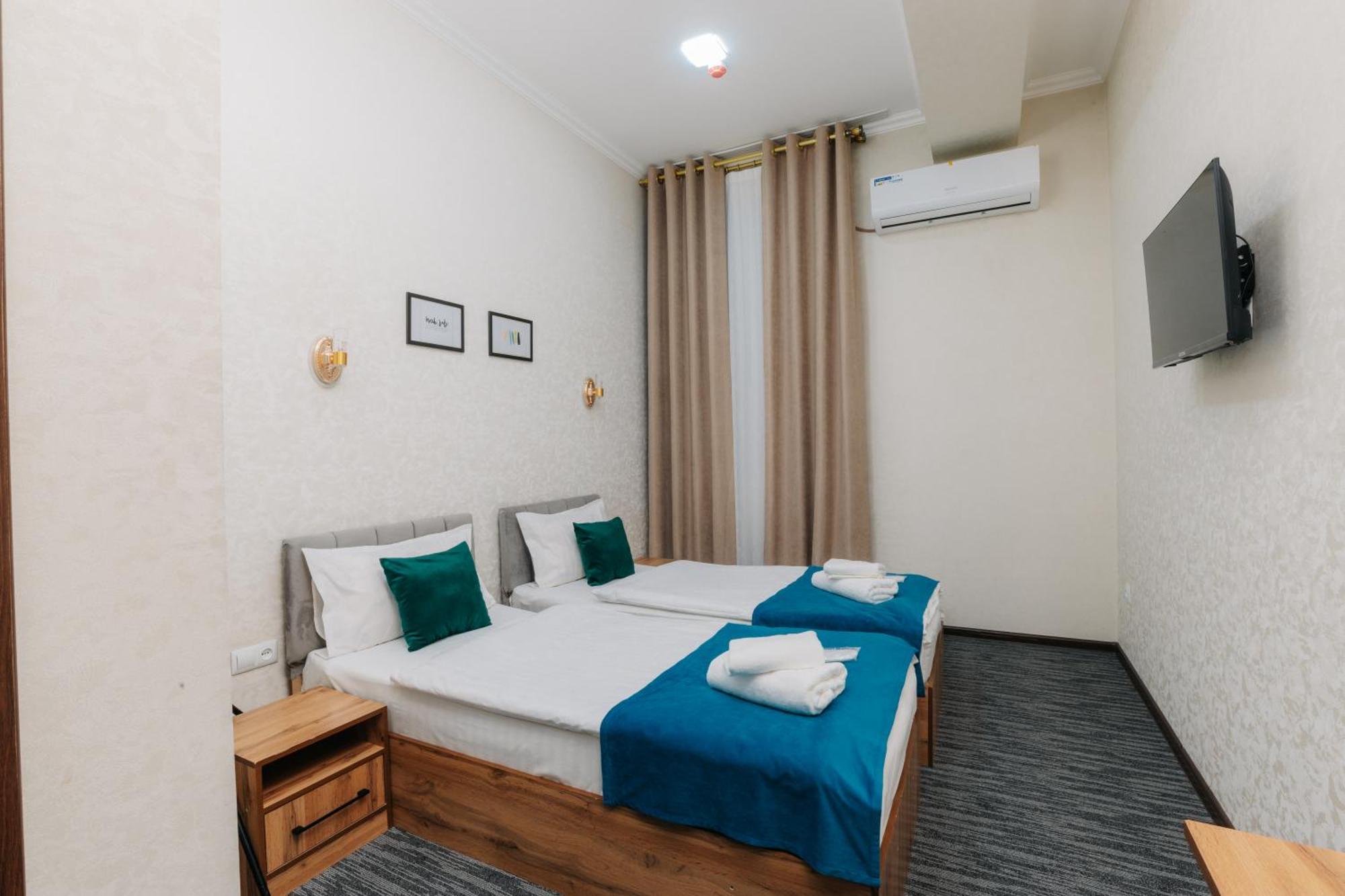 Resident Hotel Tashkent Exterior foto